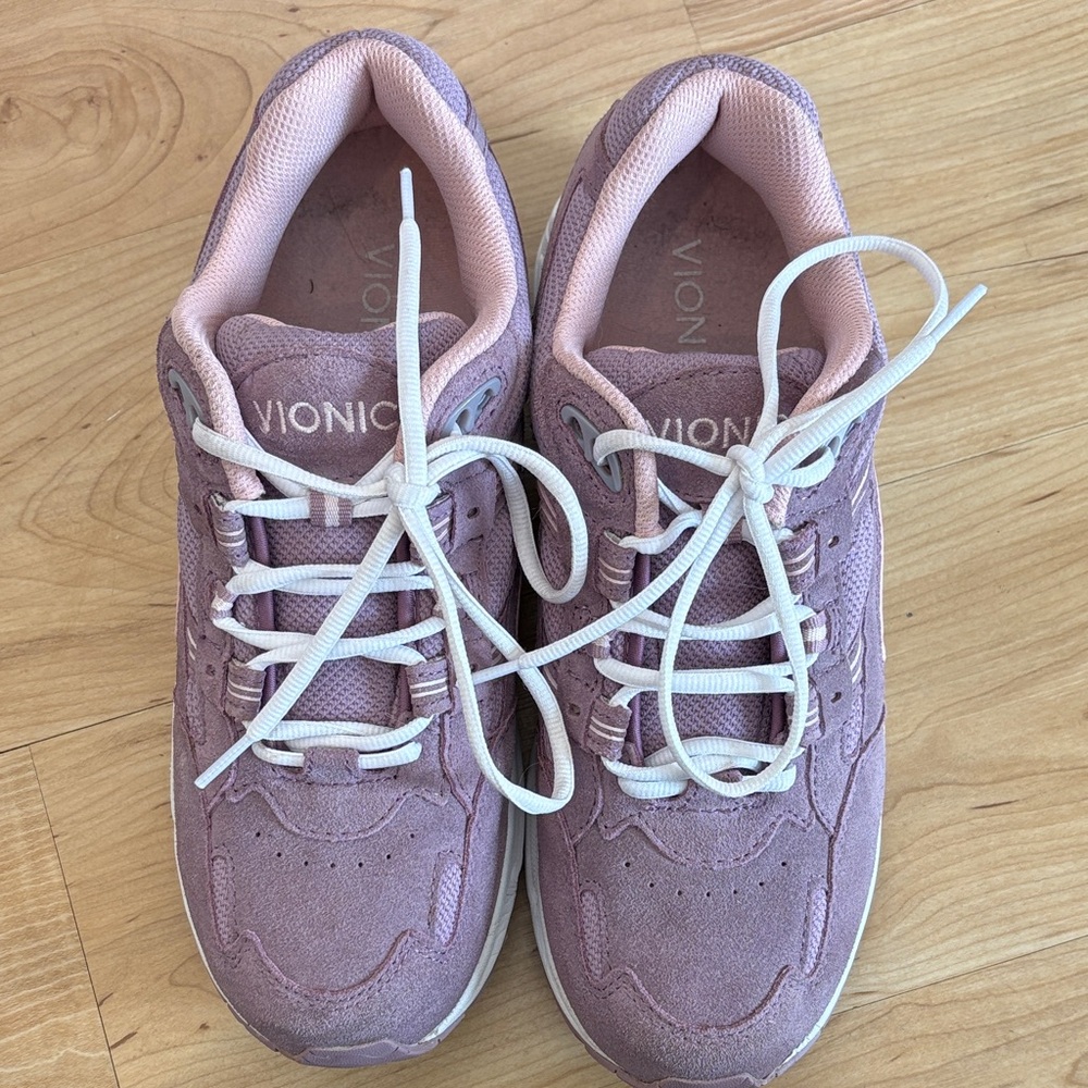 Vionic Womens Light Purple (Mauve) Sneakers